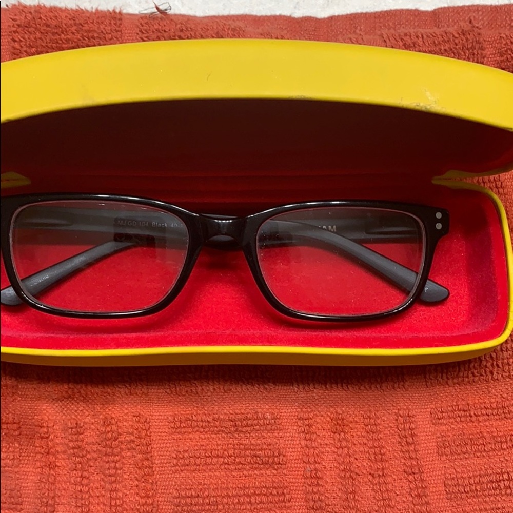 Like new ray bans youth/kids glasses